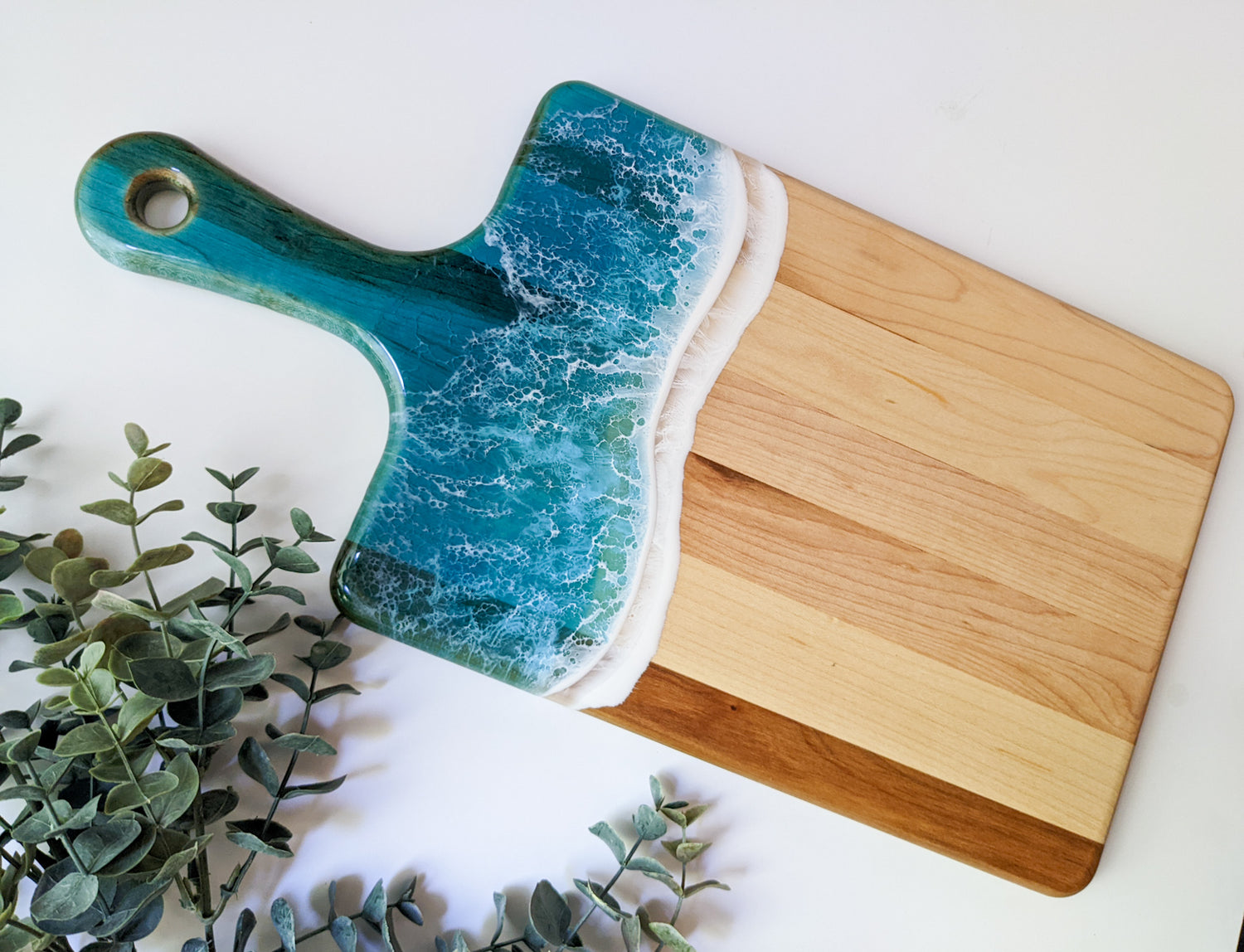 Resin wave wood charcuterie board - Wendy Creative